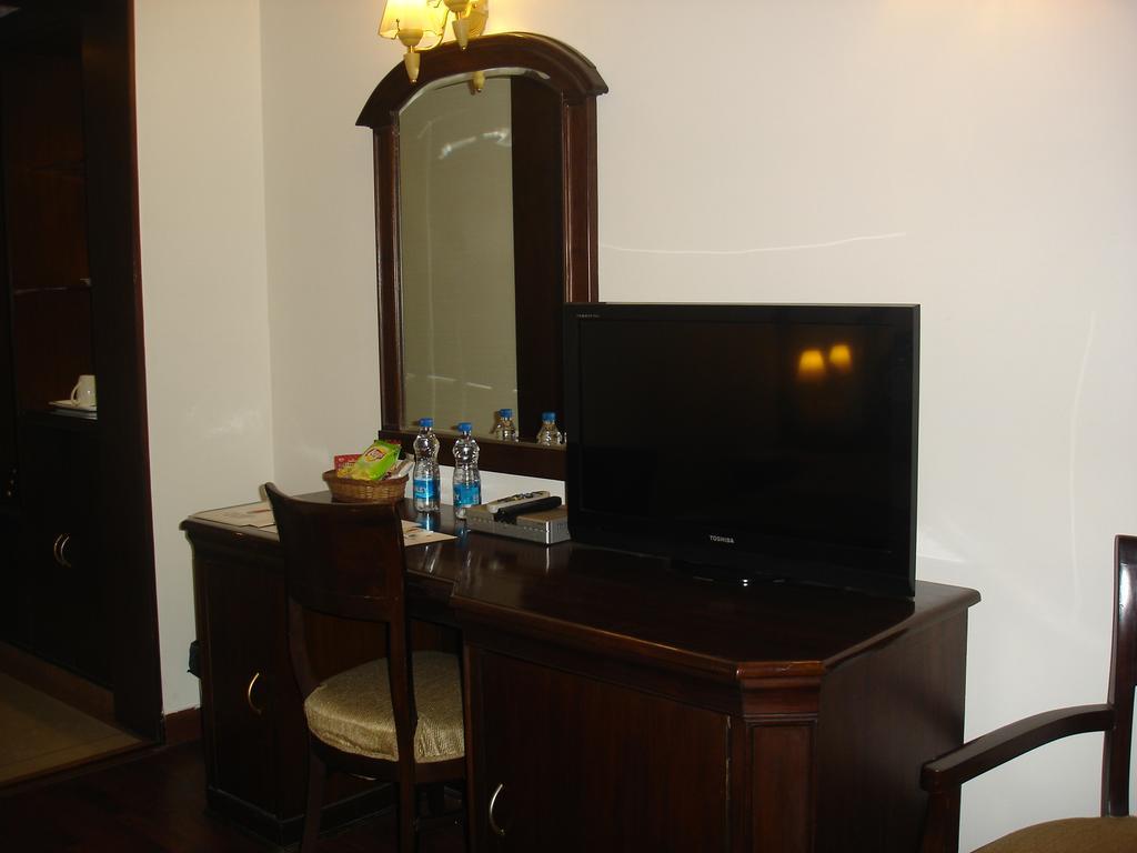 J'S Inn New Delhi Extérieur photo