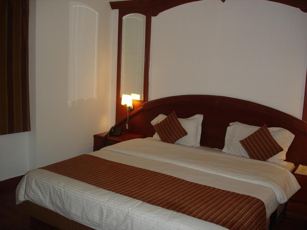 J'S Inn New Delhi Extérieur photo